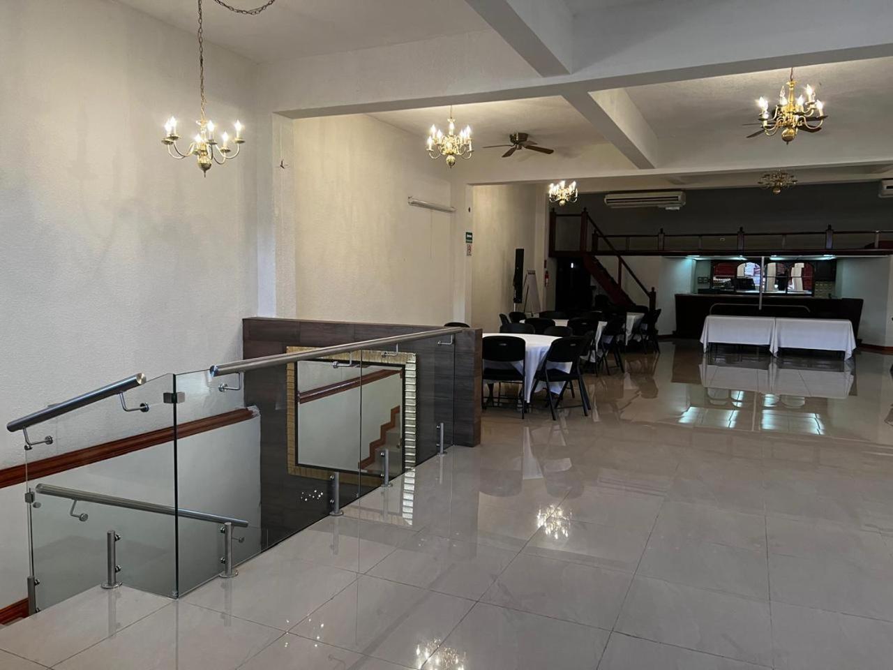 Hotel Los Arcos Hidalgo del Parral Exterior foto
